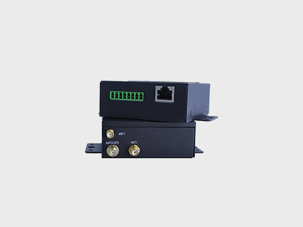 邊緣計算單口雙串路由器/網關—AD7028V(T/Z)